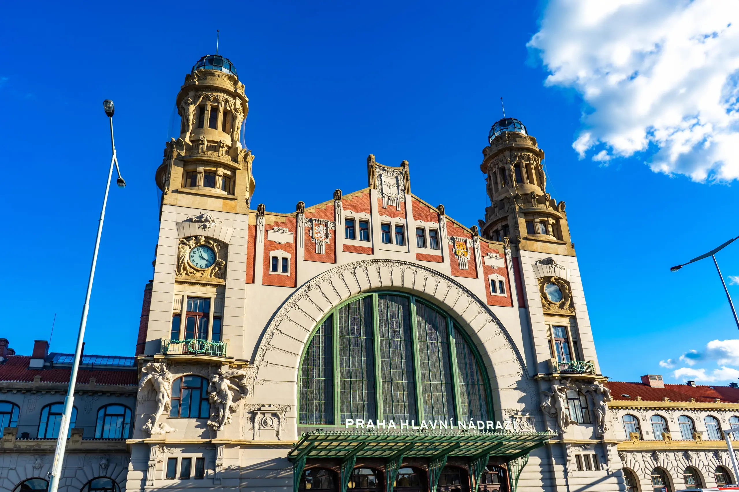 Hlavní nádraží - průčelí